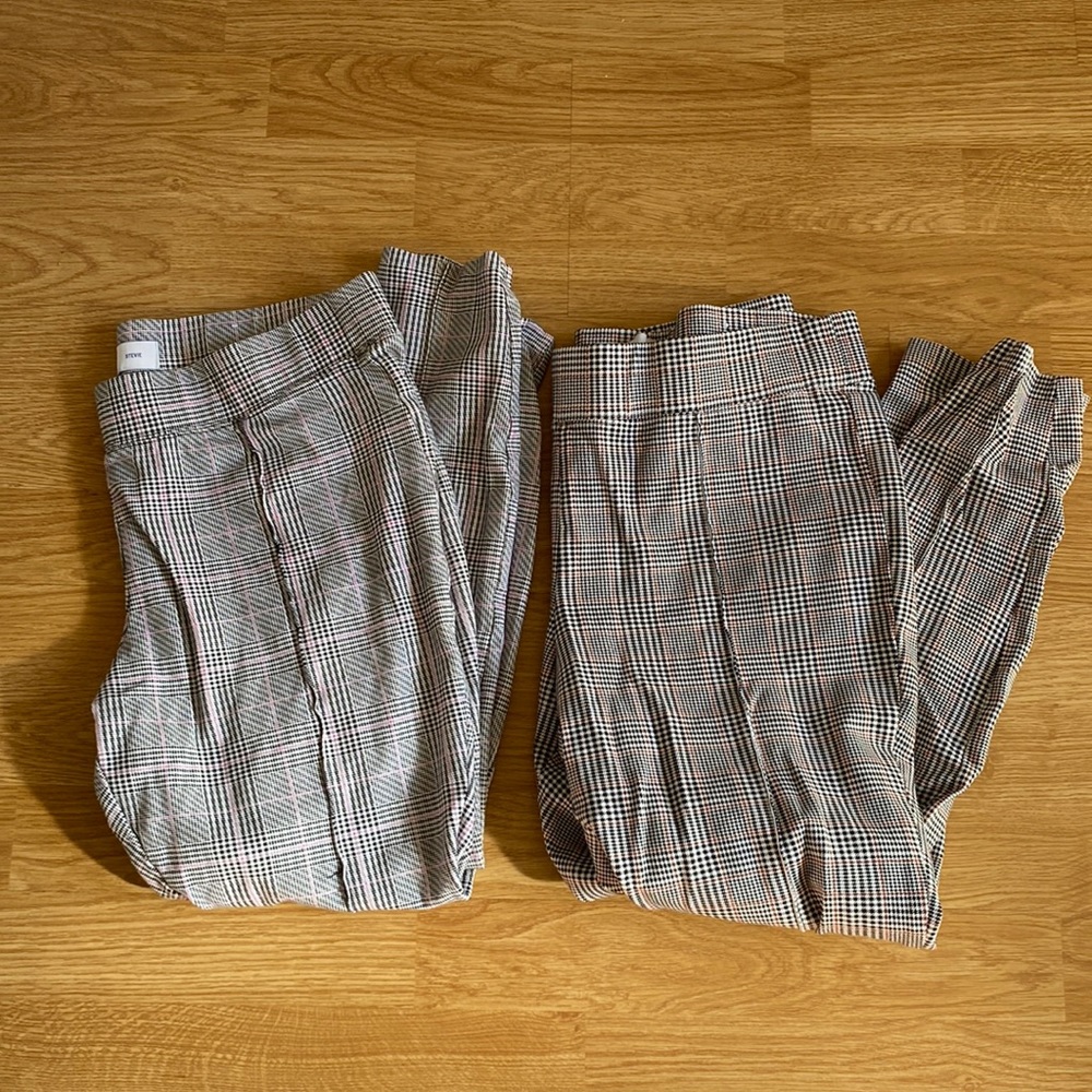 Two pair old Navy Stevie pants size large